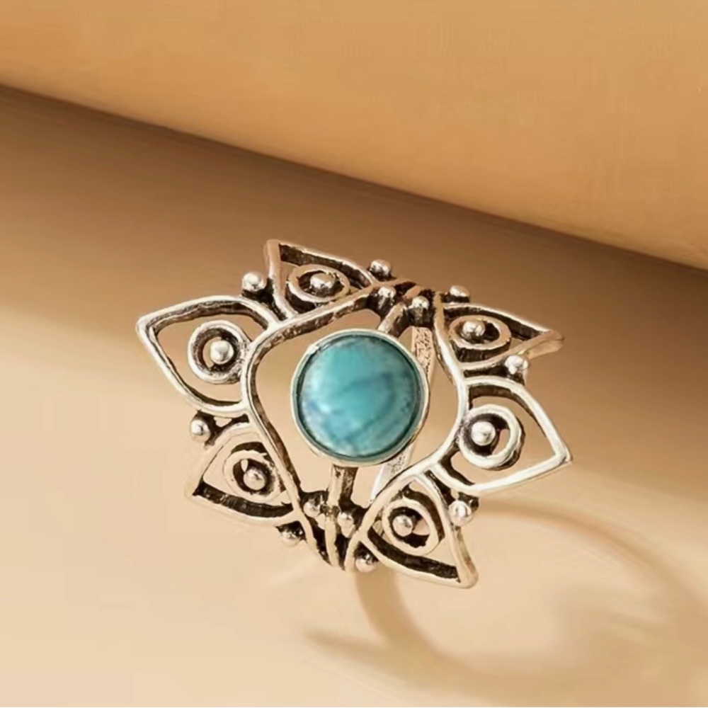 Geometric Turquoise Single Ring Female Vintage Carved Hollow Ring